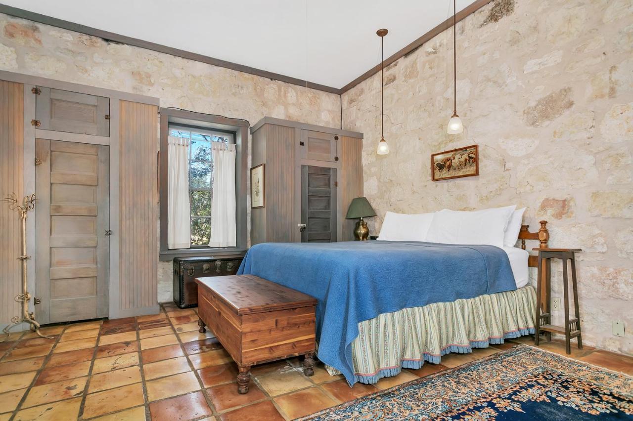 Adams Travis - 1B1Ba, Pet Friendly With Fee, Walk To Main Villa Fredericksburg Bagian luar foto